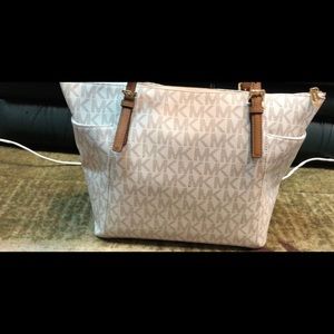 Purse and wallet set